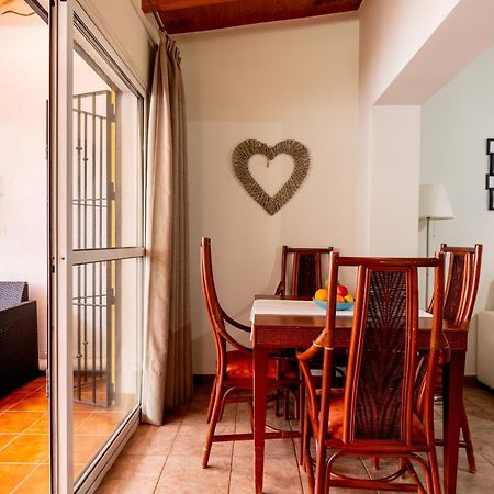 セビリアAoa Casa Triana Familiar Con Terrazaアパートメント エクステリア 写真